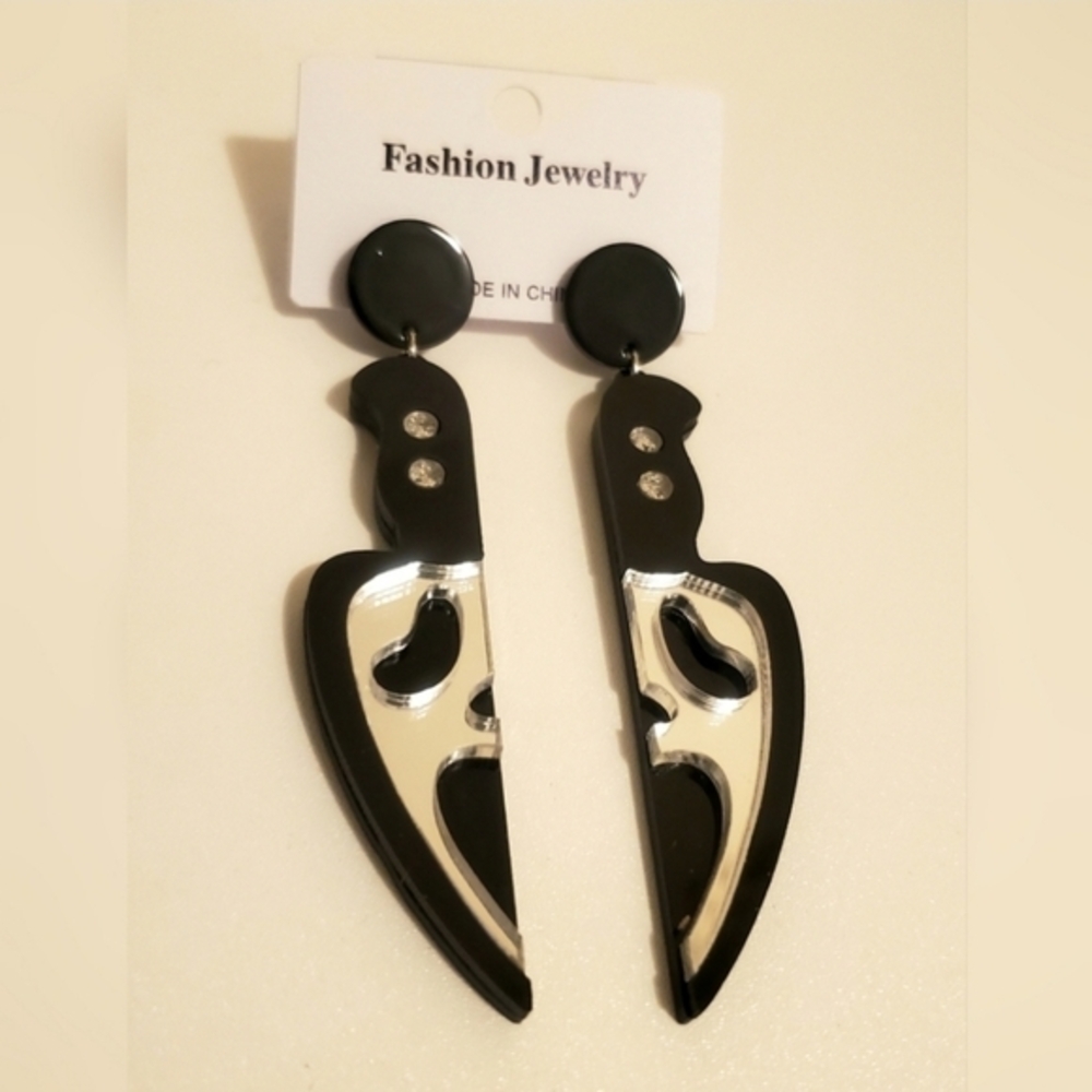 NEW Halloween Scream Ghostface Stud Fashion‎ Earrings
